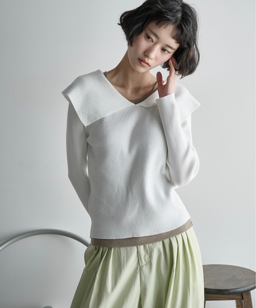 THE YOn（ザヨン）の「ビックカラーリブニットトップス（ニット/セーター・レディース・オフホワイト/グレー/ホワイト×ブラック/ブラック・FREE）」の20枚目の写真