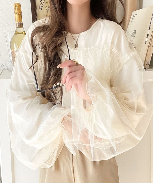 classicalelf（クラシカルエルフ）の「大人カジュアルからフェミニンスタイルまで大活躍。チュール重ねフリルプルオーバー（長袖）（Tシャツ/カットソー・レディース・チャコール/アイボリー・X-LARGE/SMALL/MEDIUM/LARGE）」の11枚目の写真