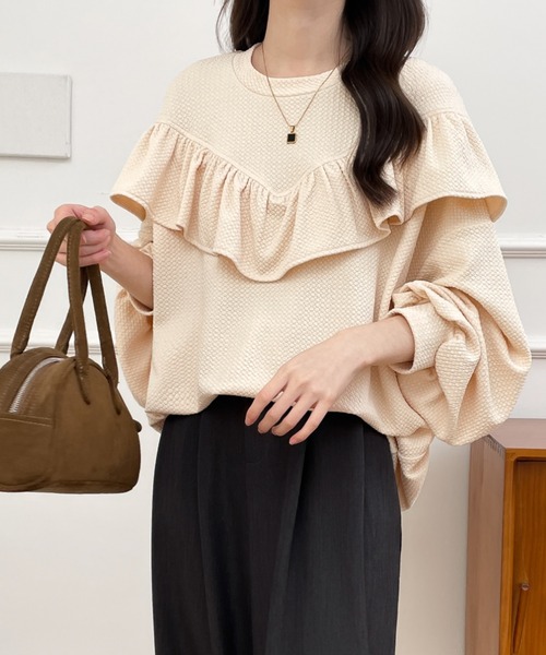 ABITOKYO（アビトーキョー）の「ボリュウームスリーブフリルジャガードプルオーバー（Tシャツ/カットソー・レディース・ベージュ/ブラック/グリーン・M/L/XL）」の13枚目の写真