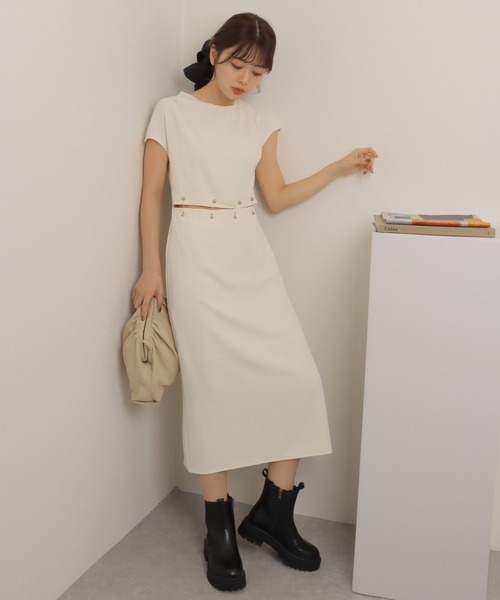 LAULEN(ローレン)の「separate french sleeve one piece /セパレート風 スタンドカラー フレンチスリーブ デザイン ワンピース(ワンピース・レディース・アイボリー・S/M)」の2枚目の写真