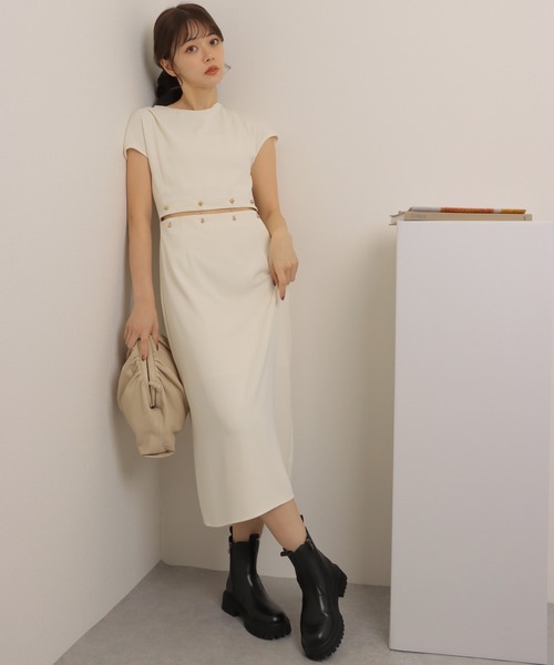 LAULEN(ローレン)の「separate french sleeve one piece /セパレート風 スタンドカラー フレンチスリーブ デザイン ワンピース(ワンピース・レディース・アイボリー・S/M)」の3枚目の写真