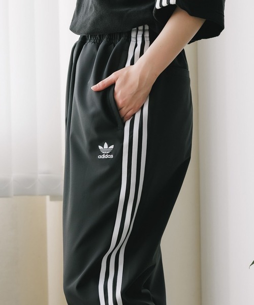 adidas(アディダス)の「adidas/アディダス adidas ORI TRACK PANTS トラックパンツ(その他パンツ・メンズ・ブラック×ホワイト/スカイブルー/アイボリー・S/M/L/XL)」の3枚目の写真