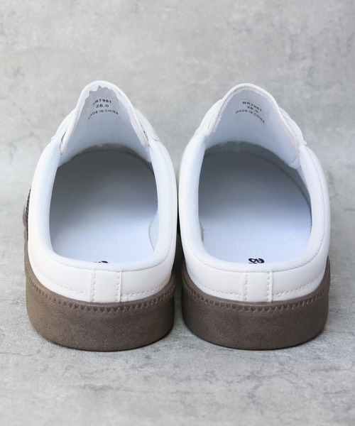 ８(eight)（エイト）の「2本ライン レトロミュールスニーカー（スニーカー・メンズ・ホワイト×ブラック/ブラック×ホワイト・25.0cm/25.5cm/26.0cm/26.5cm/27.0cm/28.0cm）」の13枚目の写真