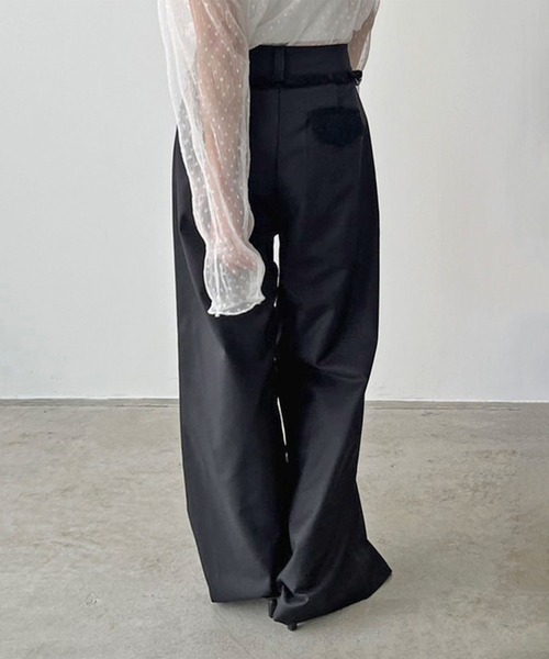 Jewelobe(ジュエローブ)の「レースディテールワイドスラックス(スラックス・レディース・グレー/ブラック・M/L)」の14枚目の写真