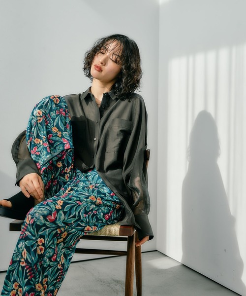 LEPSIM(レプシィム)の「厚底ニットサンダル 290447(サンダル・レディース・シルバー/ブラック/アイボリー・LARGE/MEDIUM)」の11枚目の写真