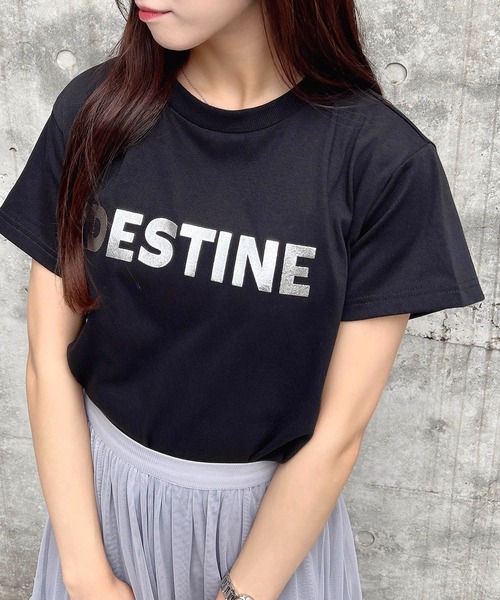 INGNI（イング）の「【WEB限定】ロゴプリントTシャツ（Tシャツ/カットソー・レディース・チャコールグレー/ホワイト×ブラック/ホワイト系その他/ブラック×シルバー/ホワイト×シルバー/ホワイト系5/ピンク系2/ピンク系9・M）」の5枚目の写真