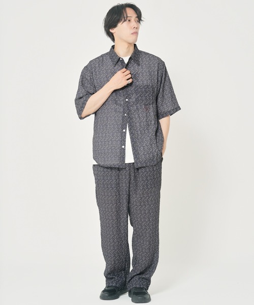 CORISCO(コリスコ)の「サッカー総柄半袖シャツ(M1)(シャツ/ブラウス・メンズ・その他3/その他1/その他4・X-LARGE/LARGE/MEDIUM)」の5枚目の写真