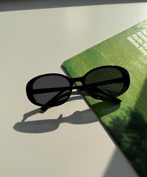 WEGO(ウィゴー)の「WEGO/オーバルスモークレンズアイウェア(サングラス・レディース・ブラック・FREE)」の5枚目の写真