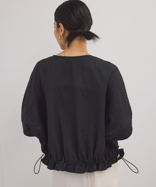 SALON adam et rope'（サロン アダム エ ロペ）の「【WEB限定】ハーフスリーブドロストライトブルゾン/ジップシャツ（ブルゾン・レディース・ブラック/オフホワイト/キャメル・FREE）」の21枚目の写真