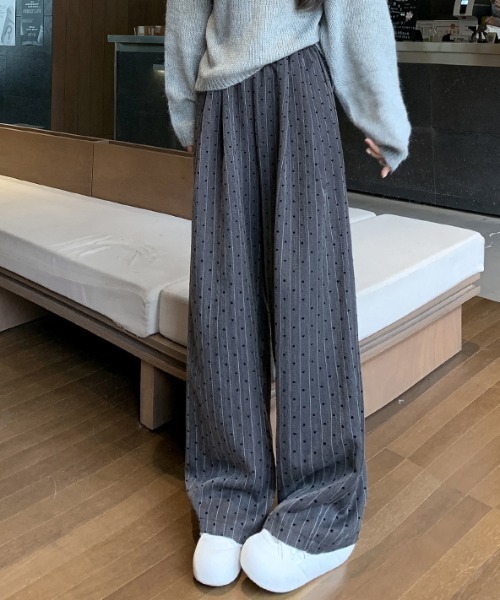 Mejoul（メジュール）の「ハートストライプ柄イージーパンツ（その他パンツ・レディース・ライトグレー/ブラウン/グレー・M/L）」の9枚目の写真