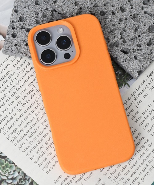 Fun & Daily(ファンアンドデイリー)の「レザーパターンスリム TPU iPhoneケース iPhone 15 16 17 Plus Pro ProMax(スマホケース/カバー・レディース・ブラック/オレンジ/ピンク・iPhone 16 Plus/iPhone 16/iPhone 15 Pro Max/iPhone 15/iPhone 16 Pro Max/iPhone 16 Pro/iPhone 15 Pro/iPhone 17/iPhone 17 Pro/iPhone 17 Pro Max)」の6枚目の写真
