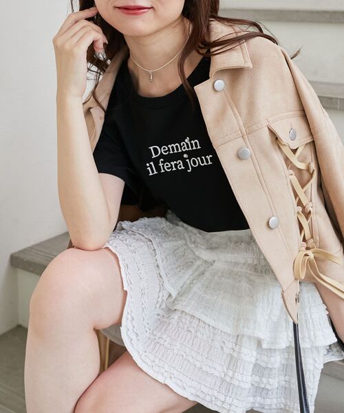 MAJESTIC LEGON(マジェスティックレゴン)の「パール付きクロップドロゴTシャツ(Tシャツ/カットソー・レディース・イエロー/ピンク/オフホワイト/レッド/ブラック・MEDIUM)」の3枚目の写真