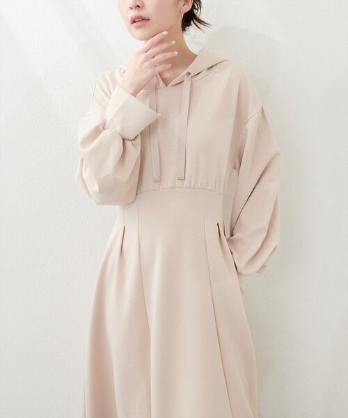 natural couture(ナチュラルクチュール)の「【WEB限定】ハイウエストダンボールフード付きワンピース(ワンピース・レディース・ブラック/ベージュ/ブルー/チャコールグレー/ピンク系その他・FREE)」の15枚目の写真