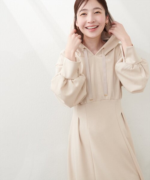 natural couture(ナチュラルクチュール)の「【WEB限定】ハイウエストダンボールフード付きワンピース(ワンピース・レディース・ブラック/ベージュ/ブルー/チャコールグレー/ピンク系その他・FREE)」の17枚目の写真
