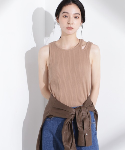 NANO universe（ナノユニバース）の「ランダムリブカップ付きスラッシュタンクトップ（タンクトップ・レディース・ブラック/ホワイト/キャメル・S/M）」の7枚目の写真