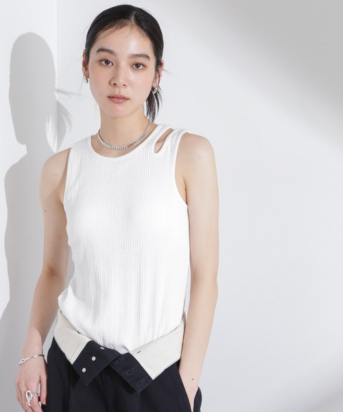 NANO universe（ナノユニバース）の「ランダムリブカップ付きスラッシュタンクトップ（タンクトップ・レディース・ブラック/ホワイト/キャメル・S/M）」の14枚目の写真