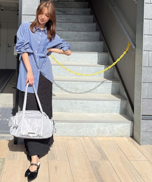 セール】軽い・入る・かわいい。三拍子そろった万能バッグ。ロゴ