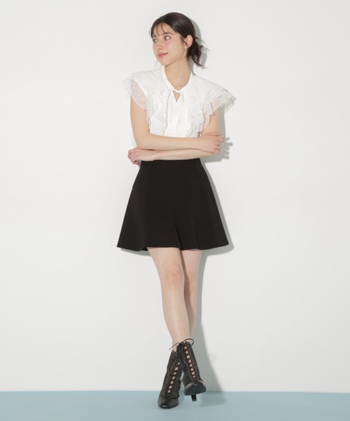 JILL by JILL STUART（ジルバイジルスチュアート）の「◇ケープフリルフレアスリーブブラウス（シャツ/ブラウス・レディース・ブルー/ブラック/ホワイト・FREE）」の8枚目の写真