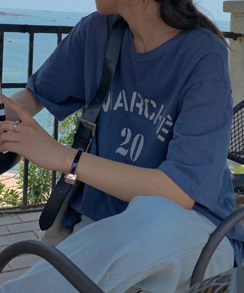 maison de LATIR（メゾンドラティール）の「半袖ロゴTシャツ（Tシャツ/カットソー・レディース・ホワイト/ネイビー・ONESIZE）」の8枚目の写真