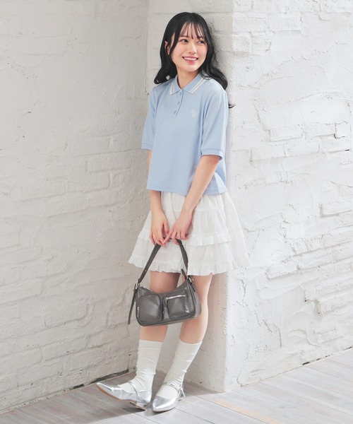 Honeys（ハニーズ）の「ショート丈衿付ポロシャツトップス（ポロシャツ・レディース・ネイビー/ピンク/ホワイト/サックスブルー/ブラック・L/M/S）」の13枚目の写真