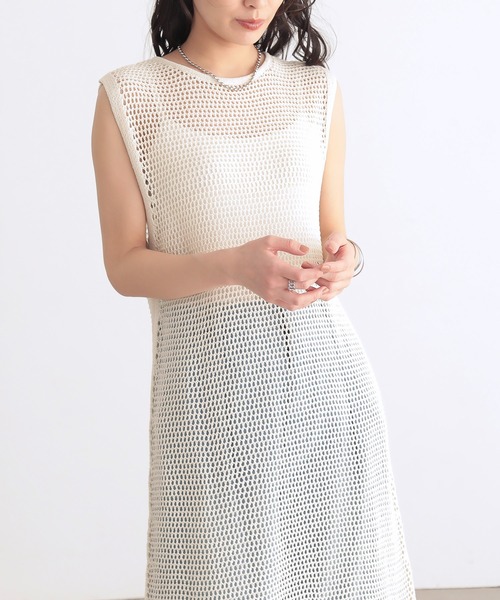 for/c(フォーシー)の「クロシェニットワンピース【サスティナブル】(ワンピース・レディース・アイボリー/ブラック・M/L)」の8枚目の写真