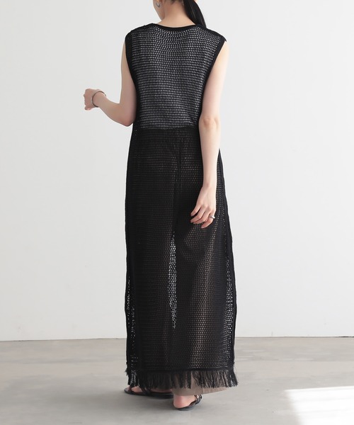 for/c(フォーシー)の「クロシェニットワンピース【サスティナブル】(ワンピース・レディース・アイボリー/ブラック・M/L)」の18枚目の写真