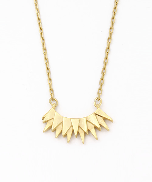 SCALA（スカラ）の「【SCALA/スカラ】SUN三角ネックレス/made in JAPAN（日本製）（ネックレス・レディース・ゴールド/アンティークゴールド・FREE）」の4枚目の写真