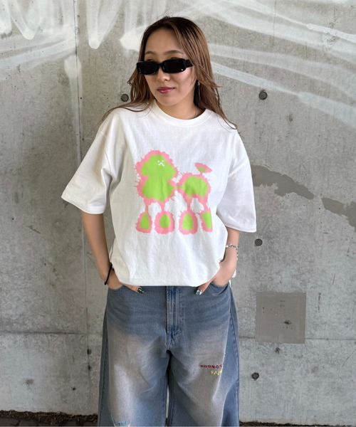 sedacle(セダクル)の「グラデグラフィックTシャツ(Tシャツ/カットソー・レディース・チャコールグレー/オフホワイト・LARGE/MEDIUM/SMALL)」の4枚目の写真