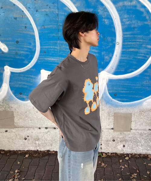 sedacle(セダクル)の「グラデグラフィックTシャツ(Tシャツ/カットソー・レディース・チャコールグレー/オフホワイト・LARGE/MEDIUM/SMALL)」の12枚目の写真