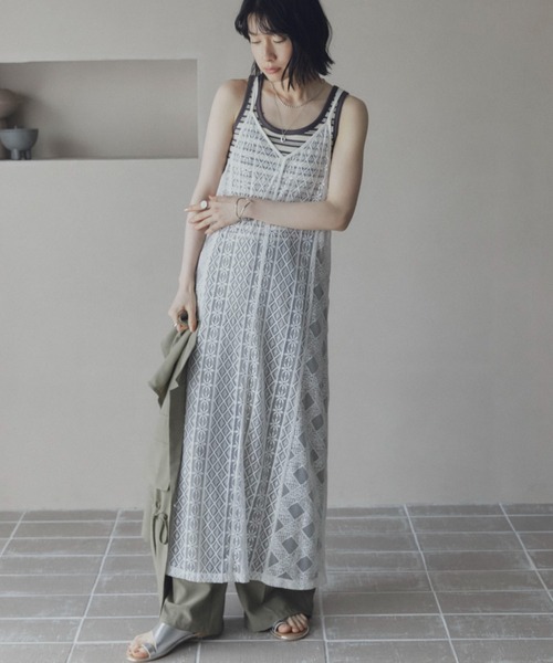 Doux archives（ドゥアルシーヴ）の「テレコタンクトップ（タンクトップ・レディース・ブラウン/グリーン/ブラック/オフホワイト・FREE）」の18枚目の写真