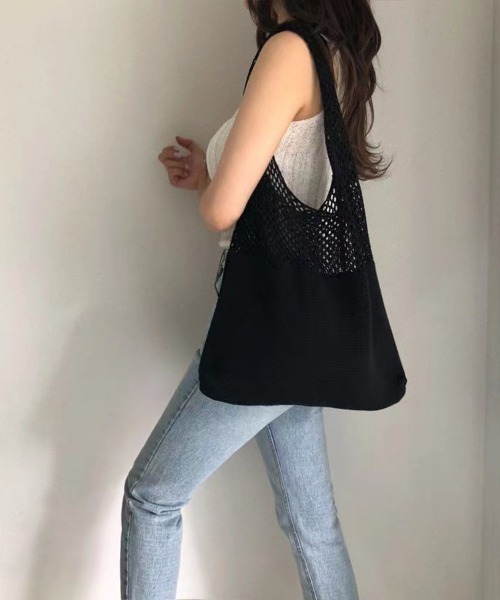 Beststore(ベストストア)の「トートバッグ ニット編み ニットバッグ(ショルダーバッグ・レディース・ベージュ/イエロー/ブラウン/グリーン/ホワイト/ブラック/ブルー・FREE)」の2枚目の写真