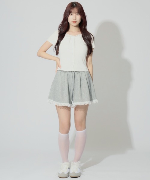 JilLA(ジルア)の「Frill Sweat Short Pnats / フリルスウェットショートパンツ(スウェットパンツ・レディース・ブラック/グレー/ホワイト・FREE)」の11枚目の写真