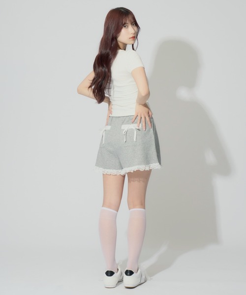 JilLA(ジルア)の「Frill Sweat Short Pnats / フリルスウェットショートパンツ(スウェットパンツ・レディース・ブラック/グレー/ホワイト・FREE)」の12枚目の写真
