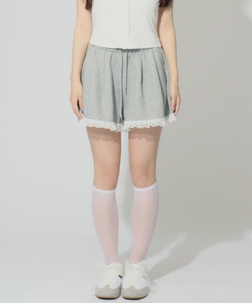 JilLA(ジルア)の「Frill Sweat Short Pnats / フリルスウェットショートパンツ(スウェットパンツ・レディース・ブラック/グレー/ホワイト・FREE)」の7枚目の写真