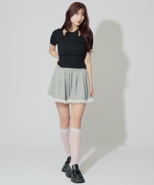 JilLA(ジルア)の「Frill Sweat Short Pnats / フリルスウェットショートパンツ(スウェットパンツ・レディース・ブラック/グレー/ホワイト・FREE)」の5枚目の写真