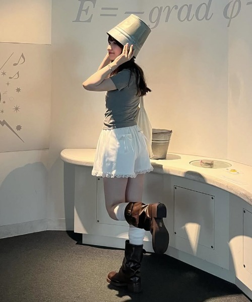 JilLA(ジルア)の「Frill Sweat Short Pnats / フリルスウェットショートパンツ(スウェットパンツ・レディース・ブラック/グレー/ホワイト・FREE)」の19枚目の写真