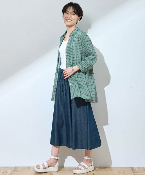 DECOY SINCE 1981（デコイシンスイチキュウハチイチ）の「【UVカット】プリントブラウス（シャツ/ブラウス・レディース・ネイビー/グリーン・9号/11号/13号/15号/17号/7号）」の9枚目の写真