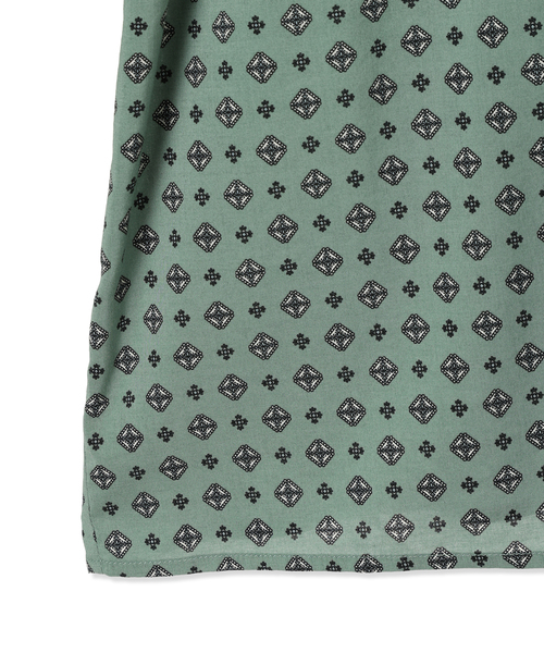 DECOY SINCE 1981（デコイシンスイチキュウハチイチ）の「【UVカット】プリントブラウス（シャツ/ブラウス・レディース・ネイビー/グリーン・9号/11号/13号/15号/17号/7号）」の17枚目の写真