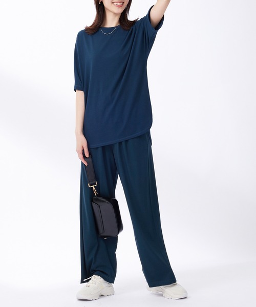 BELLUNA PLUS(ベルーナ)の「ひんやり!綿混裾ラウンドプルオーバー(Tシャツ/カットソー・レディース・チャコール/ターコイズブルー・MEDIUM/LARGE/X-LARGE)」の14枚目の写真