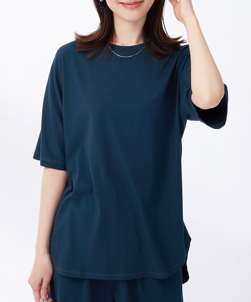 BELLUNA PLUS(ベルーナ)の「ひんやり!綿混裾ラウンドプルオーバー(Tシャツ/カットソー・レディース・チャコール/ターコイズブルー・MEDIUM/LARGE/X-LARGE)」の17枚目の写真