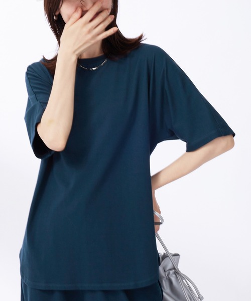 BELLUNA PLUS(ベルーナ)の「ひんやり!綿混裾ラウンドプルオーバー(Tシャツ/カットソー・レディース・チャコール/ターコイズブルー・MEDIUM/LARGE/X-LARGE)」の16枚目の写真