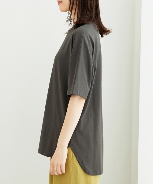 BELLUNA PLUS(ベルーナ)の「ひんやり!綿混裾ラウンドプルオーバー(Tシャツ/カットソー・レディース・チャコール/ターコイズブルー・MEDIUM/LARGE/X-LARGE)」の11枚目の写真
