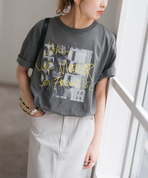 Spick & Span（スピックアンドスパン）の「《追加3》J.J.Mercer / ジェイジェイマーサー Photo Tsh（Tシャツ/カットソー・レディース・ブラック系その他/ホワイト/ホワイト系その他・FREE）」の2枚目の写真