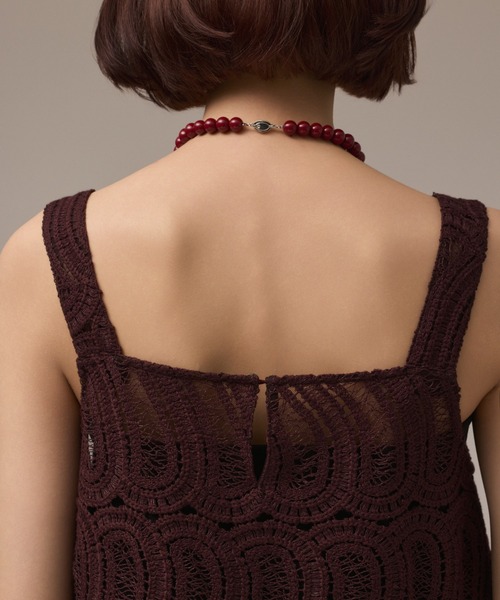 GRACE CONTINENTAL（グレースコンチネンタル）の「クロシェレースキャミ（キャミソール・レディース・ブラウン/キナリ・38/36）」の6枚目の写真