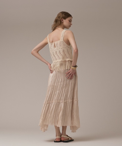 GRACE CONTINENTAL（グレースコンチネンタル）の「クロシェレースキャミ（キャミソール・レディース・ブラウン/キナリ・38/36）」の16枚目の写真