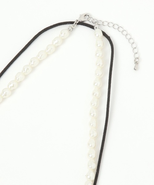 GLOBAL WORK（グローバルワーク）の「フェイクスエードY字二連ネックレス/495432（ネックレス・レディース・カーキ/ブラック/ダークブラウン/ベージュ・FREE）」の8枚目の写真