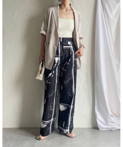 She's Closet(シーズクローゼット)の「花柄フラワープリント&アート柄ストレートセミワイドパンツ/イージーパンツ(その他パンツ・レディース・ベージュ系その他/ベージュ/ネイビー/ブルー系その他/ブラック系その他/ブラック・FREE)」の9枚目の写真