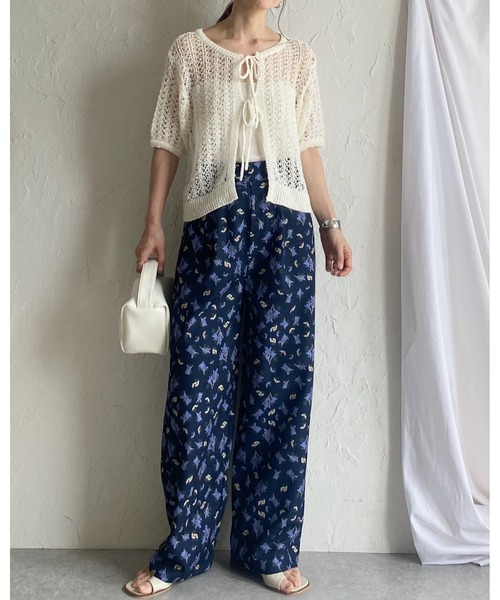 She's Closet(シーズクローゼット)の「花柄フラワープリント&アート柄ストレートセミワイドパンツ/イージーパンツ(その他パンツ・レディース・ベージュ系その他/ベージュ/ネイビー/ブルー系その他/ブラック系その他/ブラック・FREE)」の10枚目の写真