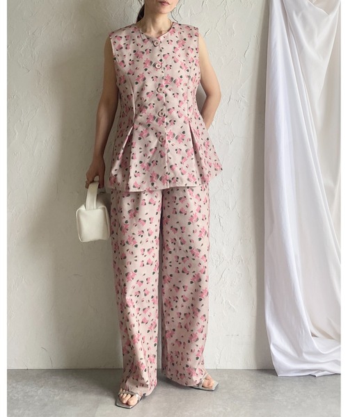 GO TO HOLLYWOOD パンツ　花柄　パンツ　01 美品 ゴートゥーハリウッド ハーフパンツ 花柄 01 - メルカリ