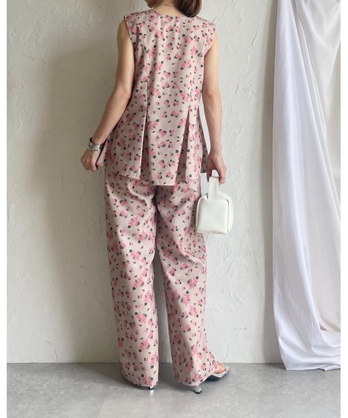 She's Closet(シーズクローゼット)の「花柄フラワープリント&アート柄ストレートセミワイドパンツ/イージーパンツ(その他パンツ・レディース・ベージュ系その他/ベージュ/ネイビー/ブルー系その他/ブラック系その他/ブラック・FREE)」の14枚目の写真